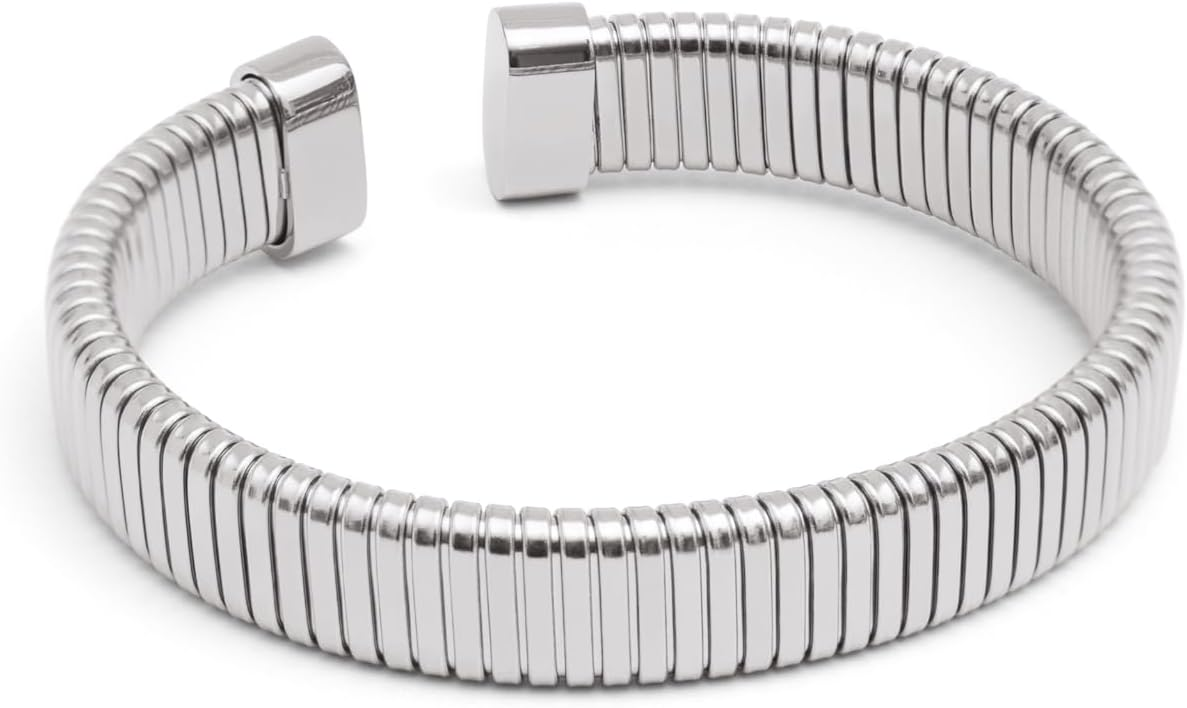 SINGULARU ▫️ Pulseira Cinto Grande. Aço com acabamento banhado a ouro 18kt. Pulseira com abertura flexível e fio de 4,5mm de espessura. Bijuteria Feminina